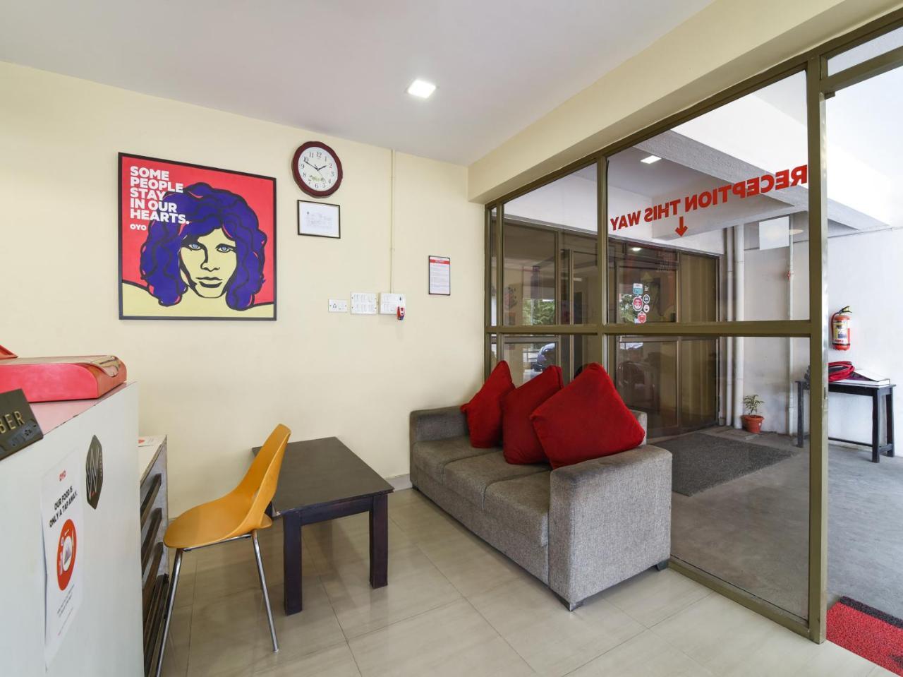 Oyo Flagship 324 Velachery Madipakkam Hotel Chennai Ngoại thất bức ảnh